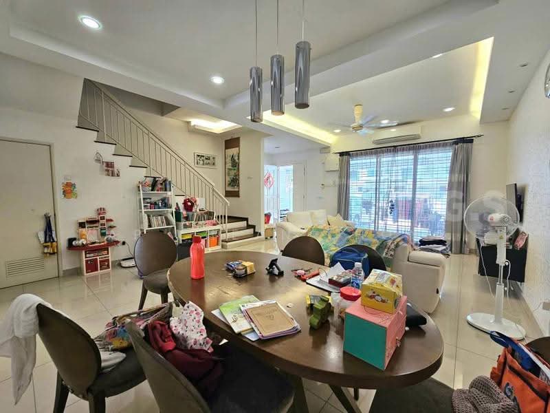 Rumah Teres untuk Dijual di Kemuning Utama (Shah Alam) - Yap Chean Chong - Living Room - PropertyGuru.com.my