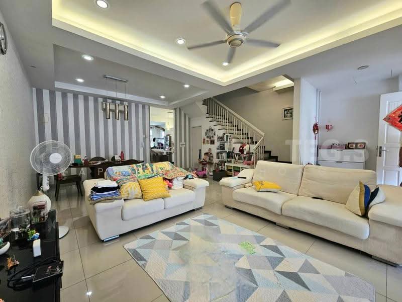 Rumah Teres untuk Dijual di Kemuning Utama (Shah Alam) - Yap Chean Chong - Living Room - PropertyGuru.com.my