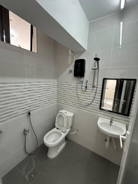 Apartment for Rent at Chin Woo Court - Kevin Chen - Bathroom - PropertyGuru.com.my
