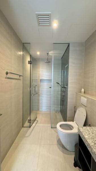Kediaman Servis untuk Dijual di Star Residences One - Marvin Liu - Bathroom - PropertyGuru.com.my