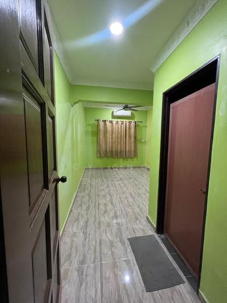 Rumah Teres 2-Tingkat untuk Disewa di Bayan Baru (Penang) - CY Ong - Corridor - PropertyGuru.com.my