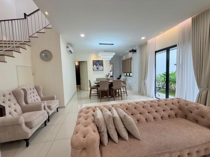 Semi-Detached House for Sale in Shah Alam (Selangor) - YiHui Ng - PropertyGuru.com.my