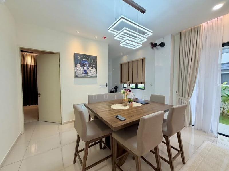 Semi-Detached House for Sale in Shah Alam (Selangor) - YiHui Ng - PropertyGuru.com.my