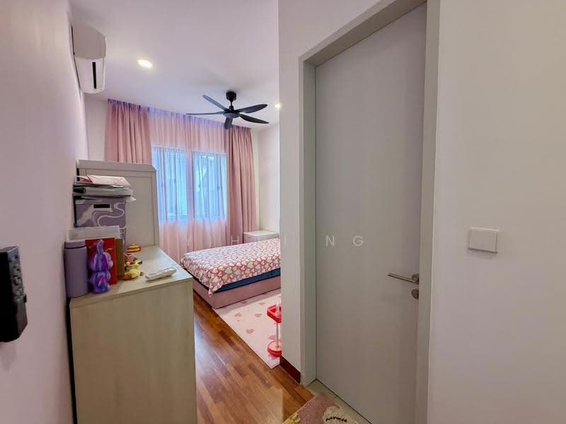 Semi-Detached House for Sale in Shah Alam (Selangor) - YiHui Ng - PropertyGuru.com.my