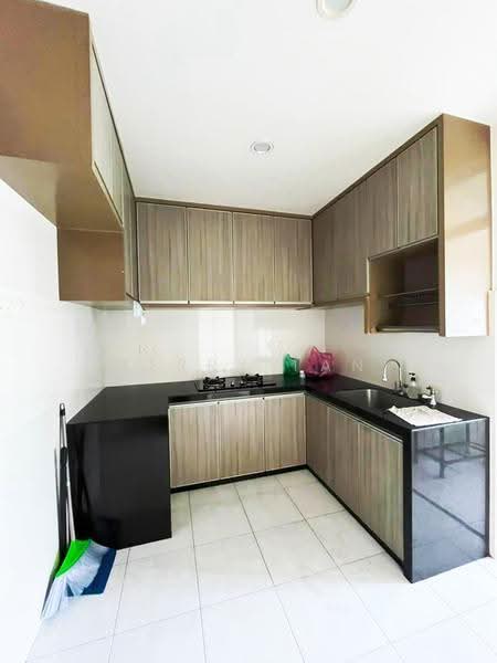 Apartment for Rent at I-Park Apartment - Jerry Tan - Kitchen - PropertyGuru.com.my