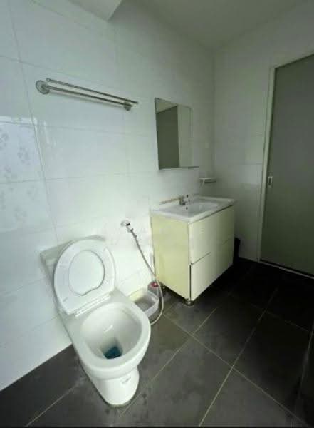 Service Residence for Rent at Halo Sunday @ Empire City - Joanne Diong - Bathroom - PropertyGuru.com.my