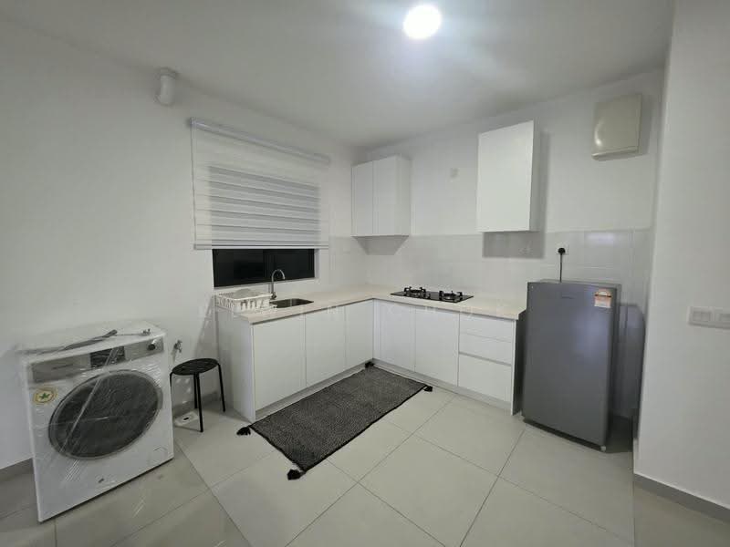Service Residence for Rent at Huni @ Eco Ardence - Elwin Chok - Kitchen - PropertyGuru.com.my