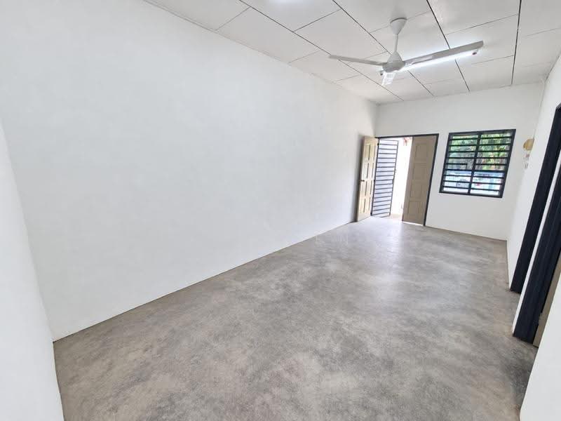 1-storey Terraced House for Sale in Taman Makmur (Lunas) - Sean Heng - Interior - PropertyGuru.com.my