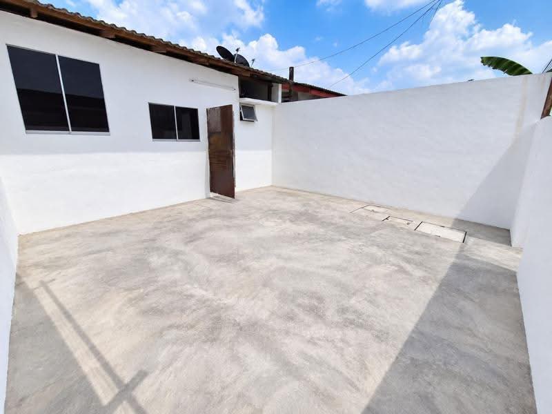 1-storey Terraced House for Sale in Taman Makmur (Lunas) - Sean Heng - Exterior - PropertyGuru.com.my