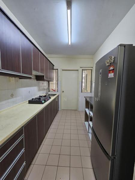 Kondominium untuk Disewa di Puncak Seri Kelana - Allen Tan - Kitchen - PropertyGuru.com.my