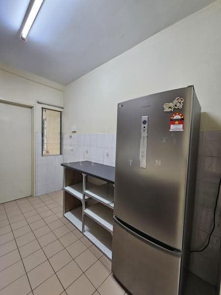Kondominium untuk Disewa di Puncak Seri Kelana - Allen Tan - Kitchen - PropertyGuru.com.my