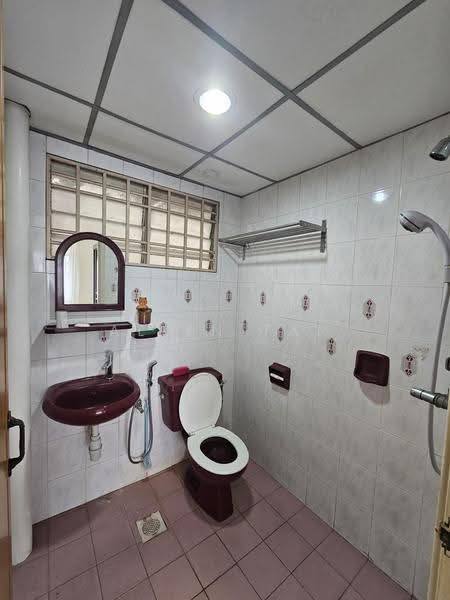Kondominium untuk Disewa di Puncak Seri Kelana - Allen Tan - Bathroom - PropertyGuru.com.my