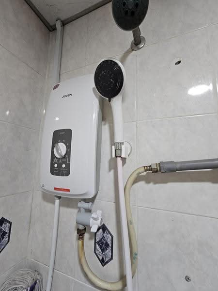 Kondominium untuk Disewa di Puncak Seri Kelana - Allen Tan - Bathroom - PropertyGuru.com.my