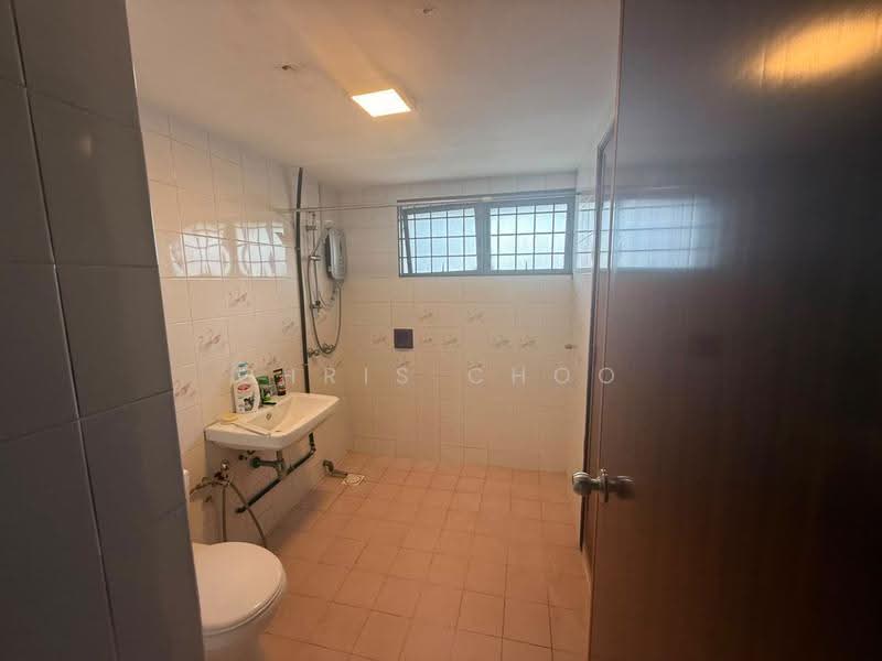 Kondominium untuk Dijual di Bangsar Heights - Chris Choo - Bathroom - PropertyGuru.com.my
