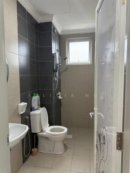 Service Residence for Rent at SkyLake Residence - Felicia Ng - Bathroom - PropertyGuru.com.my