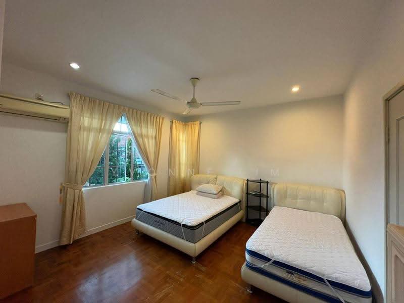 Semi-Detached House for Sale in Taman Pelangi Indah (Ulu Tiram) - Yvonne Lim - Bedroom - PropertyGuru.com.my