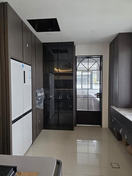 Semi-Detached House for Sale in Shah Alam (Selangor) - YiHui Ng - PropertyGuru.com.my