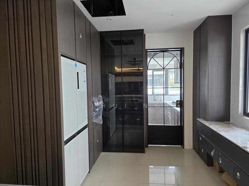 Semi-Detached House for Sale in Shah Alam (Selangor) - YiHui Ng - PropertyGuru.com.my