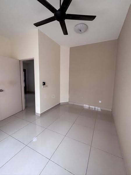 Rumah Berkembar untuk Dijual di Setia Damai (Setia Alam) - Loke . - Interior - PropertyGuru.com.my
