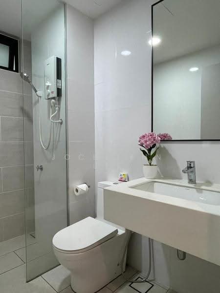 Condominium for Rent at Vertu Resort - Jocellynn Lee - Bathroom - PropertyGuru.com.my