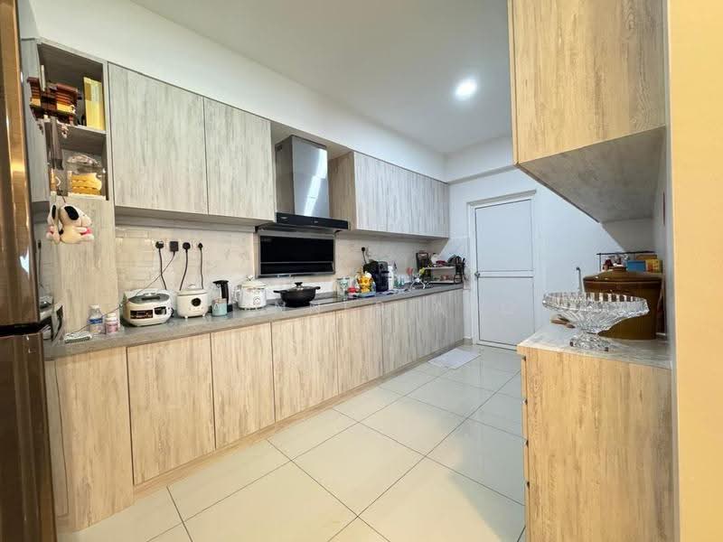 Condominium for Sale at Orange 3 (Oren 3) - Vyinnes Ang - Kitchen - PropertyGuru.com.my