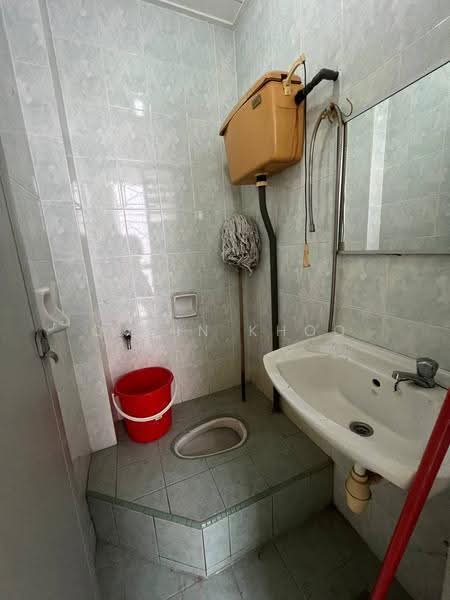 Kondominium untuk Disewa di Rayaria - Qazin Khoo - Bathroom - PropertyGuru.com.my