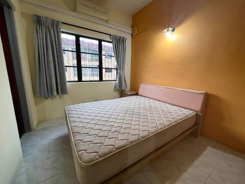Kondominium untuk Disewa di Rayaria - Qazin Khoo - Bedroom - PropertyGuru.com.my