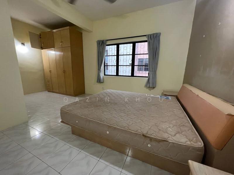 Kondominium untuk Disewa di Rayaria - Qazin Khoo - Bedroom - PropertyGuru.com.my