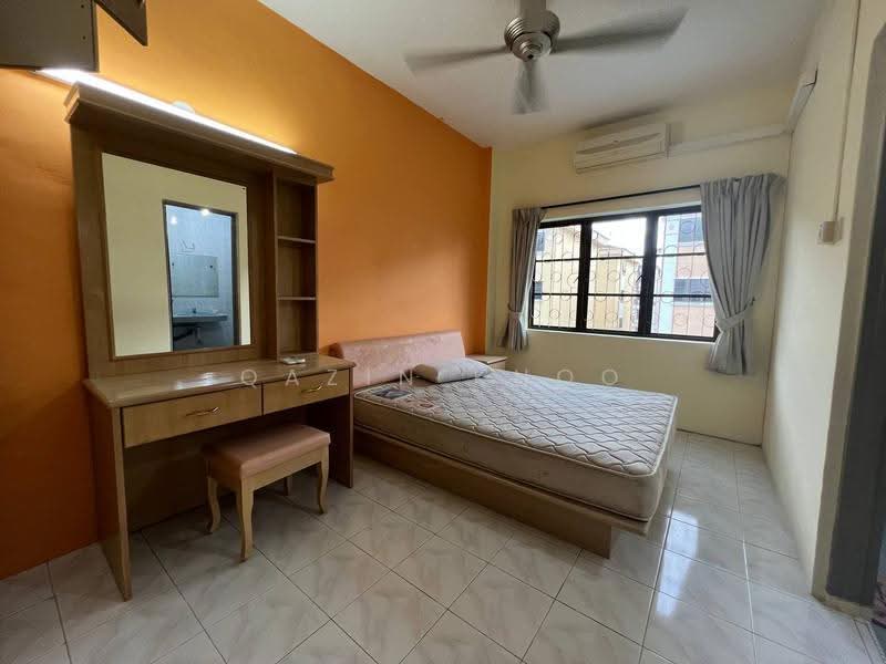 Kondominium untuk Disewa di Rayaria - Qazin Khoo - Bedroom - PropertyGuru.com.my