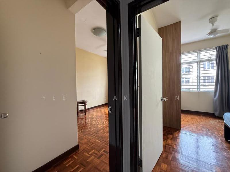 Apartment for Rent at Subang Perdana Goodyear Court 8 - Yee Cheak Chen - Bedroom - PropertyGuru.com.my