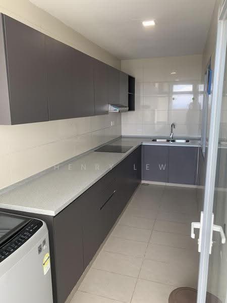 Condominium for Sale at Lakefront Residence - Henry Lew - Kitchen - PropertyGuru.com.my