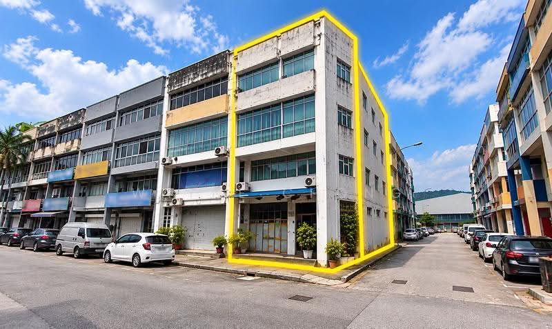 Shop for Sale in Kota Kemuning (Shah Alam) - Wayne Chong - Exterior - PropertyGuru.com.my