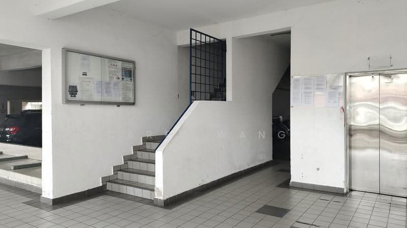 Shop / Office for Sale in Jalan Ipoh (Kuala Lumpur) - Caren Wang - Entrance - PropertyGuru.com.my