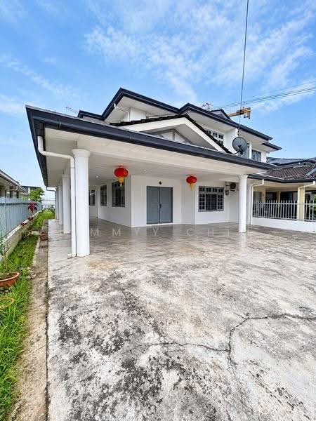 Semi-Detached House for Sale in Kuching (Sarawak) - Jimmyy Chin - Exterior - PropertyGuru.com.my