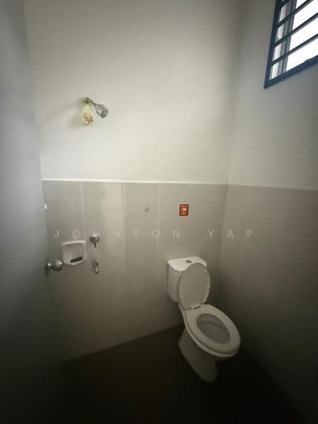 Kedai untuk Disewa di Taman Nusa Sentral (Iskandar Puteri (Nusajaya)) - Johnson Yap - Bathroom - PropertyGuru.com.my