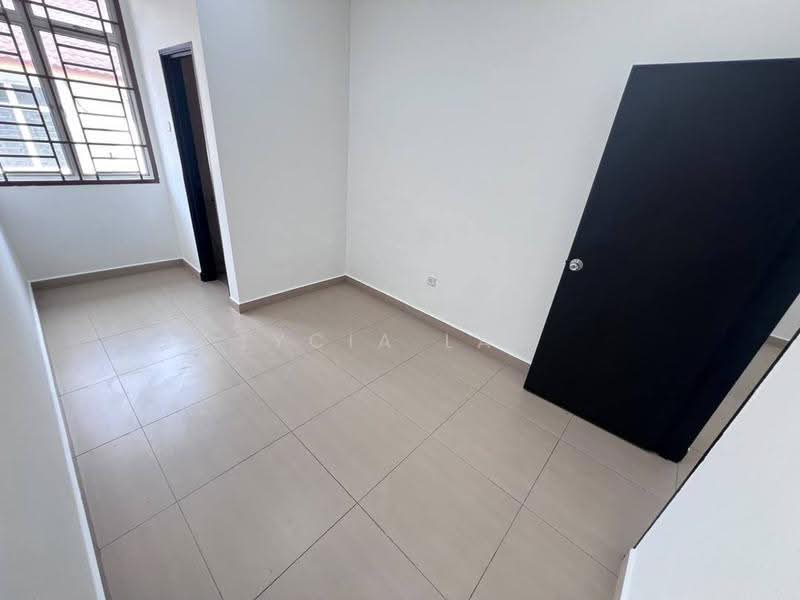 2-storey Terraced House for Sale in Taman Bestari Indah (Ulu Tiram) - Tycia Law - PropertyGuru.com.my