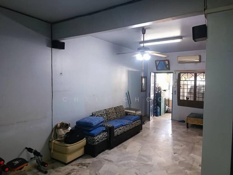 Townhouse for Sale in Kuala Lumpur (Kuala Lumpur) - Chris Choo - Living Room - PropertyGuru.com.my