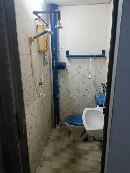 Townhouse for Sale in Kuala Lumpur (Kuala Lumpur) - Chris Choo - Bathroom - PropertyGuru.com.my