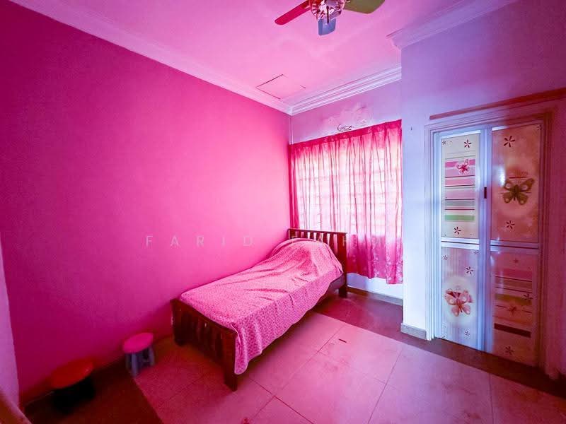 2-storey Terraced House for Sale in Bandar Puteri Klang (Klang) - Farid Fahmi - Bedroom - PropertyGuru.com.my