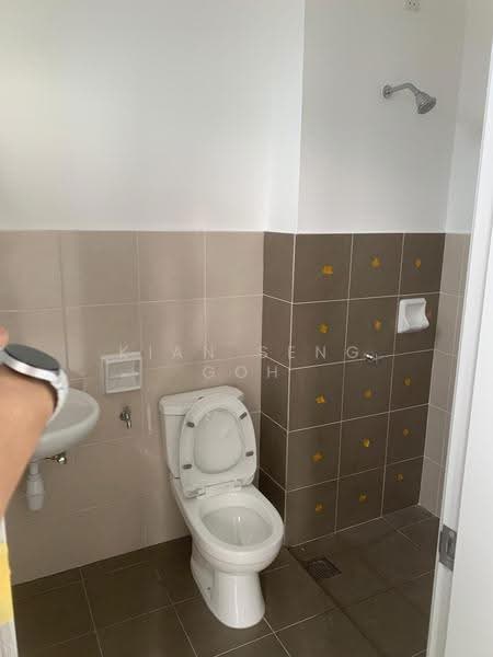 Rumah Teres 2-Tingkat untuk Dijual di Taman Bestari Perdana (Pasir Gudang) - Kian Seng Goh - Bathroom - PropertyGuru.com.my