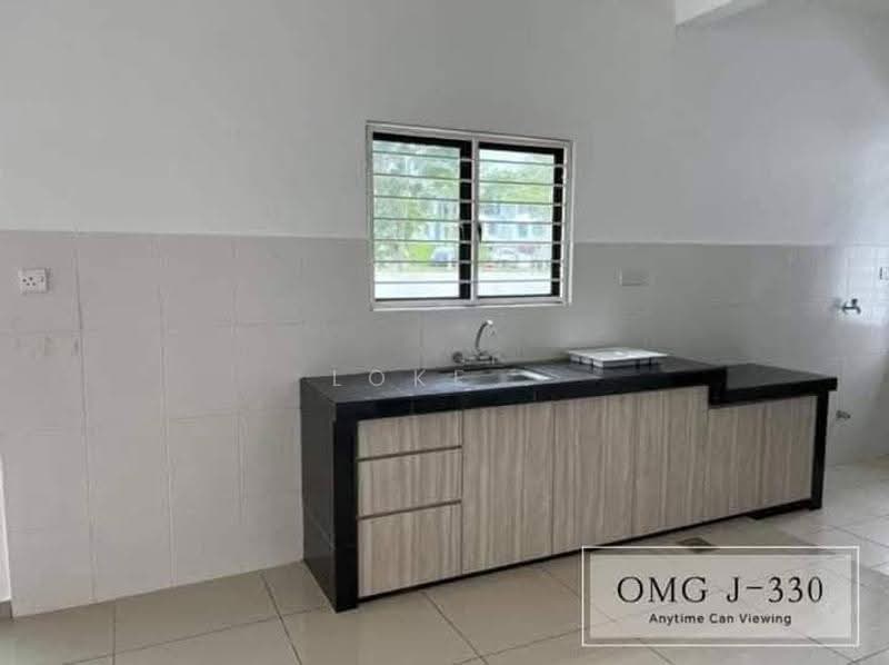 2.5-storey Terraced House for Sale in Setia Utama (Setia Alam) - Loke . - Kitchen - PropertyGuru.com.my