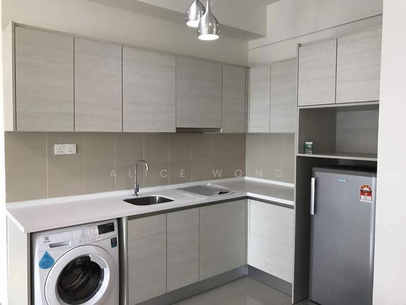 Kediaman Servis untuk Disewa di i-SOHO @ i-City - Alice Wong - Kitchen - PropertyGuru.com.my