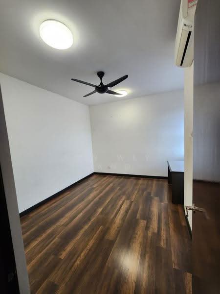Kediaman Servis untuk Dijual di Symphony Tower (Menara Simfoni) - GAN WEY SAND - Interior - PropertyGuru.com.my