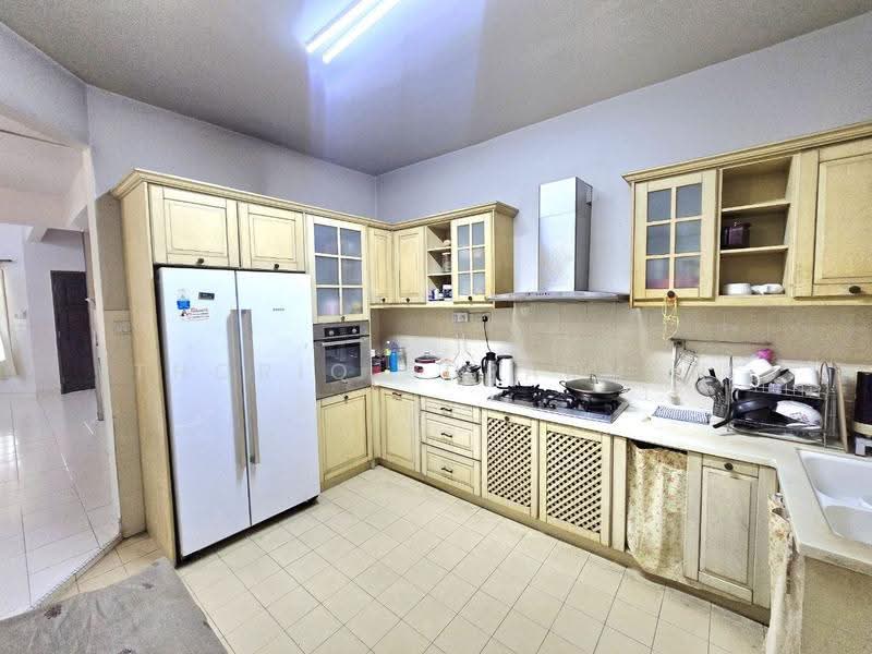 2-storey Terraced House for Sale in Seksyen 5 (Kota Damansara) - Thoriq Suparman - Kitchen - PropertyGuru.com.my