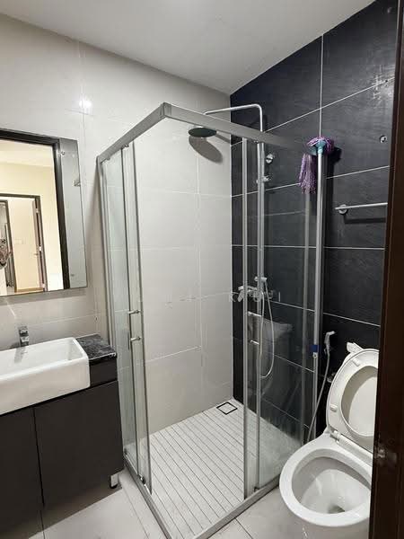 Kondominium untuk Dijual di Amberside @ Country Garden Danga Bay - Yumi Kui - Bathroom - PropertyGuru.com.my