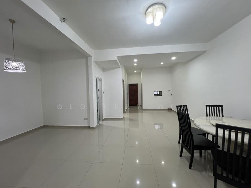 Rumah Teres 2-Tingkat untuk Disewa di Taman Desa Tebrau (Tebrau) - Geoffery Wee - Living Room - PropertyGuru.com.my