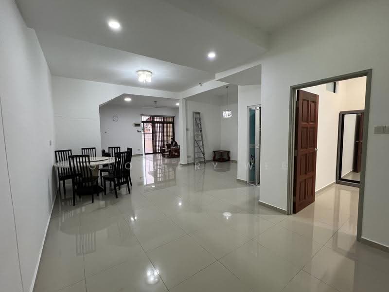 Rumah Teres 2-Tingkat untuk Disewa di Taman Desa Tebrau (Tebrau) - Geoffery Wee - Dining Room - PropertyGuru.com.my