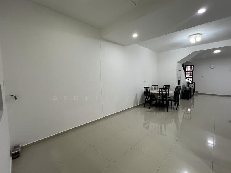 Rumah Teres 2-Tingkat untuk Disewa di Taman Desa Tebrau (Tebrau) - Geoffery Wee - Dining Room - PropertyGuru.com.my