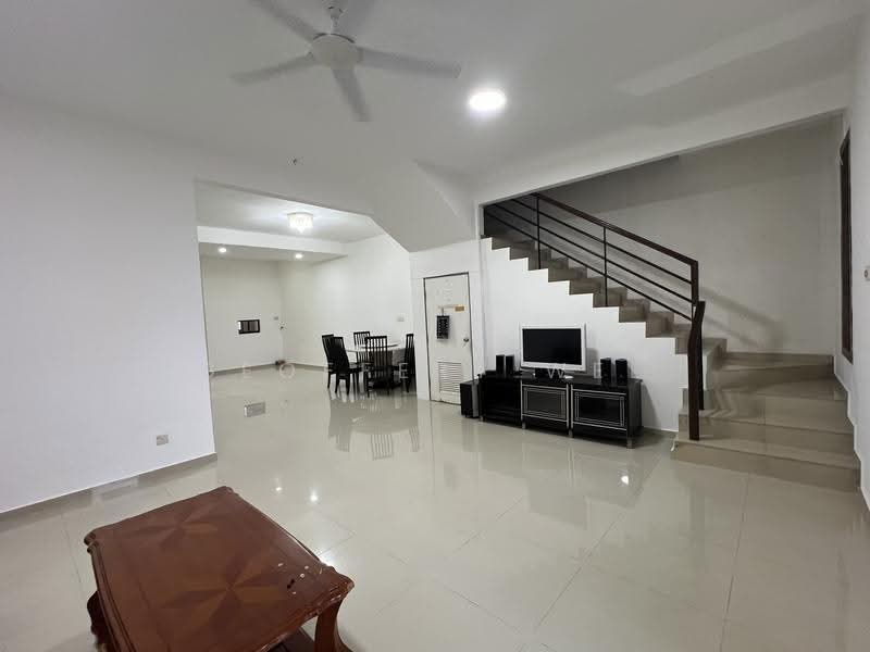 Rumah Teres 2-Tingkat untuk Disewa di Taman Desa Tebrau (Tebrau) - Geoffery Wee - Living Room - PropertyGuru.com.my