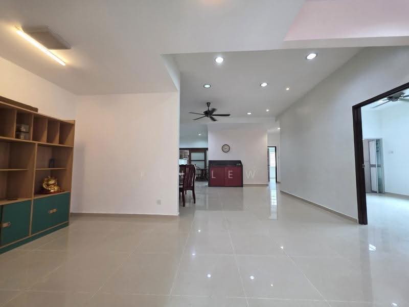 Semi-Detached House for Sale in Taman Wangsa Cheras (Cheras) - Ken Lew - Living Room - PropertyGuru.com.my